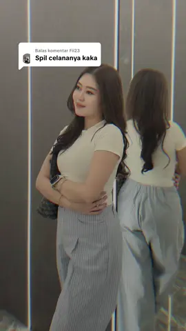 Membalas @Fii23 cek kranjang kuning ya kak udh dispill celana nya #wispie #spilloutfit 