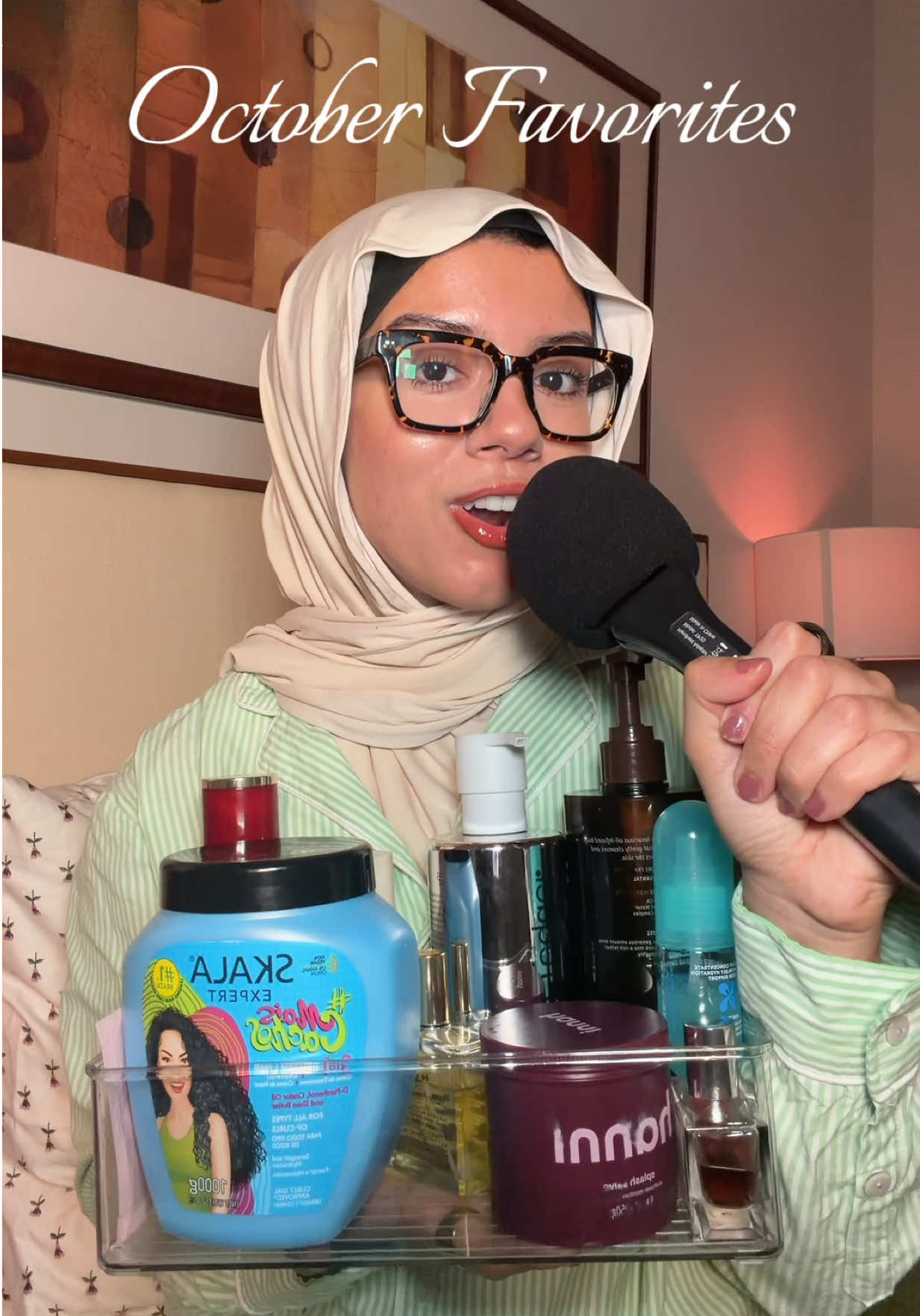 these products will definitely make it to the following months!! #octoberfavorites #monthlyfavorites #skincare #bodycare #perfume #haircare #empties @CYKLAR @Experiment Beauty @Nuxe @Prequelskin @hanni smooth 