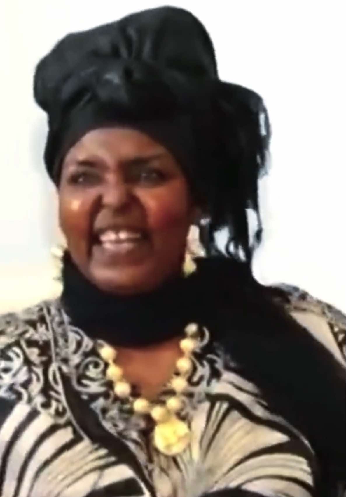 Qof aad raadiskiisa ku daashay udir #somalimusic #somalitiktok #somaligirls 