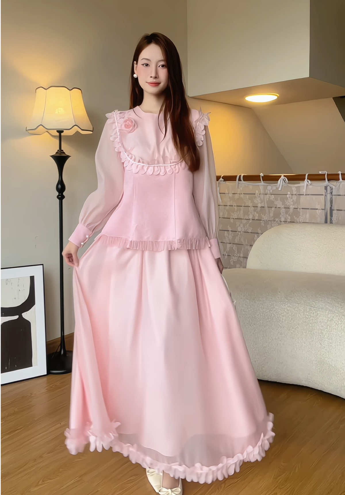 Vẻ đẹp mềm mại được thêu dệt từ những đường kim tinh xảo #SV414 #lanadesignvn #thoitrang #thoitrangtiktok 