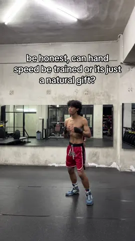 I feel like it can be trained but some people just have base talent that can go crazy, especially rotational ones like the left hook that Ryan garcia have.#boxing🥊 #boxing #boxingtraining #boxeo #foryoupage 