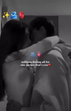#couplegoals #Hug #Love #kiss #viralvideo 