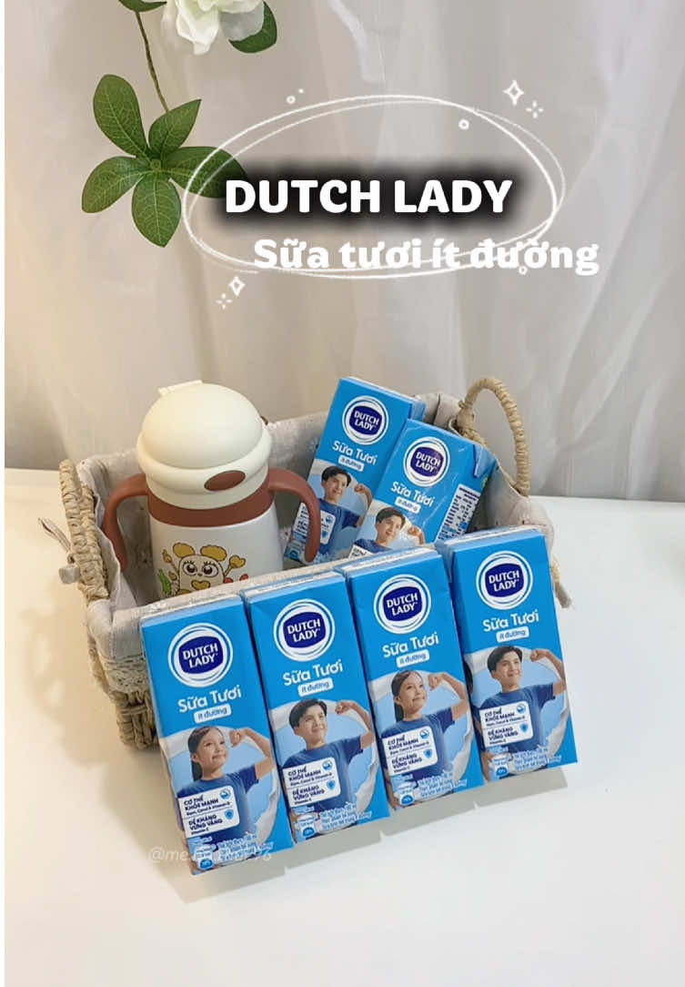 Sữa cô gái Hà Lan nay đã có phiên bản ít đường nha #mebothui🥑 #xh #dutchlady #suacogaihalan 