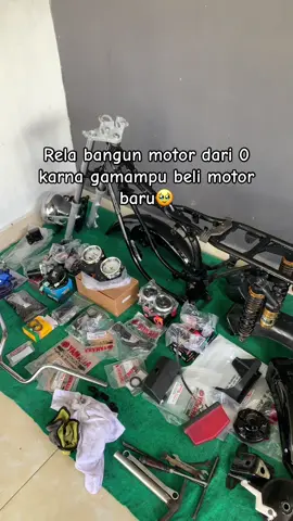 Dari RX-king kita belajar  bahwasannya yang sempurna itu dibentuk bukan dicari😇                      #rxkingindonesia #rxkingnusantara #rxking 