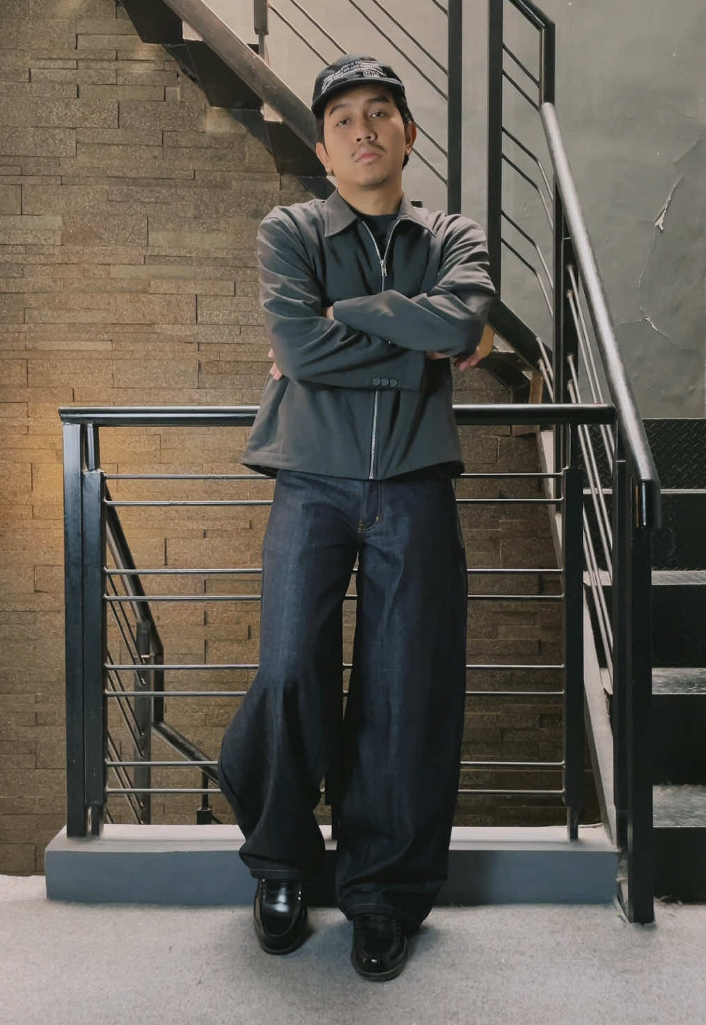 Barrel denim pants from @Wearsarey  #barrelpants  #sareycoded  #brandlokal 