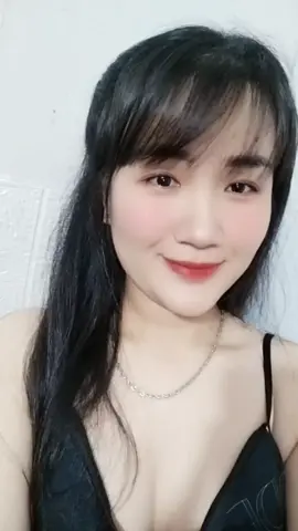 Ngày hôm qua Sống không cần anh Anh tìm đến đây Anh nói anh cần em Rồi hôm nay Khi em cần có anh Anh lại nói Anh không cần em Con gái khi yêu Trao hết cho người yêu Con gái yêu lầm Sẽ đánh mất tất cả Sẽ đánh mất Luôn tình yêu Mất luôn niềm tin Mất hết tất cả Gì đã trao............ #xuhuong 