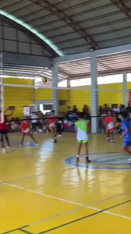 patay sendi🦅🔥  muntikan ng mahapit😆 @Buboyonli #volleyball #fyppppppppppppppppppppppp #foryoupage #viral #trending 