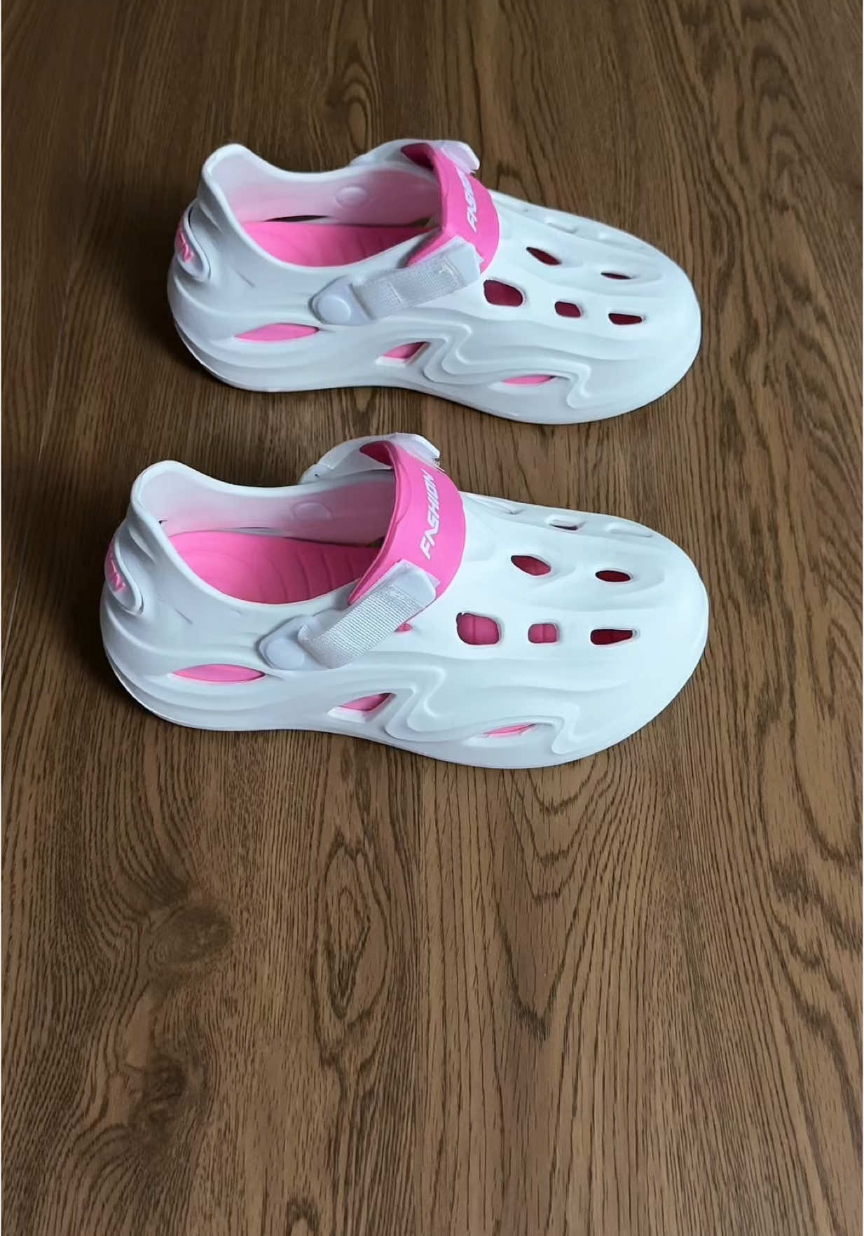 Giày nam nữ #giaythethao #giaynamnu #giayxinh #xuhuong2025 