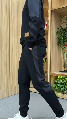 Bộ quần áo Nam cổ tròn dài tay #setbo #bothethaonam #bothudong #thoitrangnam #xuhuongtiktok 