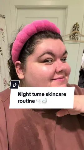 My current night time routine! 😴😶‍🌫️ I love @LaRochePosayUS everything I just ran out of my cleanser from them 😍🫶🏻 I also use many @Naturium serums they’re 🔥 I don’t picture it but I swear by @laneige_us lip mask & gel moisturizer I just ran out of both! #getunreadywithme #larocheposay #laneige #naturium #skincareroutinetips 