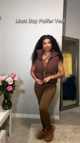 #puffervest #puffervestoutfits #outfit #OOTD #fallfashioninspo 