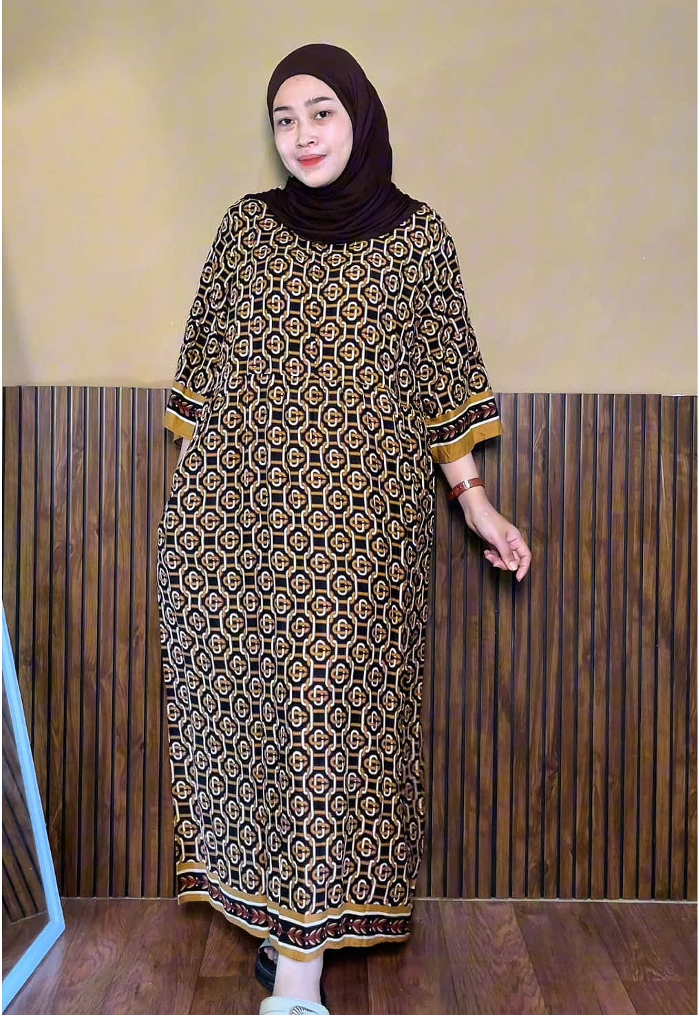 aster mahogany cakep dan mewah padahal yang aku pakai ini daster bund #dastermurah #dasterviral #dasterkekinian #dasterrayon #dasterbusui 