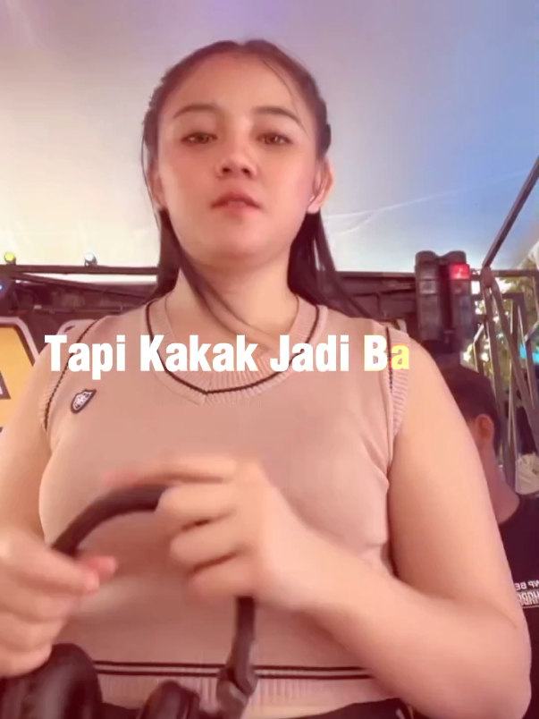 ikan cupang ikan juaro Hutang gancang bayar saro #fdjwidyagmix💃💃 #djpalembang #okutimur #sumatraselatan #lewatberanda @Widiaaa Gmix 