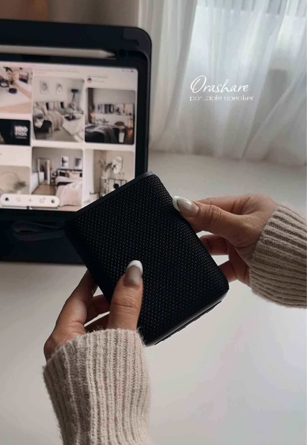 clear sound + portable size = perfect combo ✨ #orashare #portablespeaker #musthave #orasharespeaker #bluetoothspeaker 