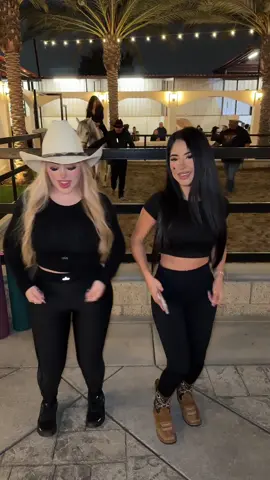 @𝐉𝐂𝐑𝐄𝐙✰ #tiktokshop #fypage #foryou #fy 