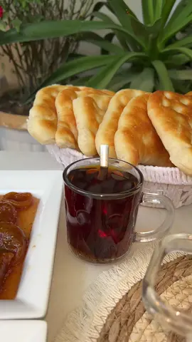 إلهي ؛ لا تنزع منا الرحمة ، ولا تتركنا نحيا دون الإحساس بها ، ولا تجعلنا نتصرف بما يخالف ضمائرنا ، طوق قلوبنا بالحنان والرقة والسلام ، ولا تحملنا ما يفوق تصوراتنا و يؤذي خواطرنا .