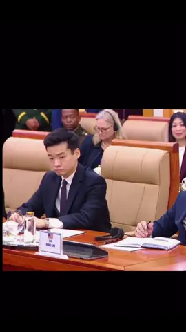 Cho dù là ai…đang ở vị trí hay cương vị nào đi nữa thì cũng phải có vạch xuất phát và nguồn gốc chính của mình… #hungcao 