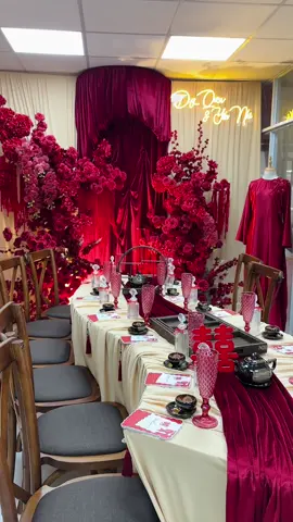 ✨ 𝐓𝐑𝐀𝐍𝐆 𝐓𝐑𝐈́ 𝐆𝐈𝐀 𝐓𝐈𝐄̂𝐍 𝐓𝐎𝐍𝐄 Đ𝐎̉ – 𝐒𝐀𝐍𝐆 𝐓𝐑𝐎̣𝐍𝐆 & 𝐓𝐑𝐎̣𝐍 𝐕𝐄̣𝐍 𝐘́ 𝐍𝐆𝐇𝐈̃𝐀 ✨ Tone đỏ truyền thống – biểu tượng của hạnh phúc, may mắn và viên mãn, luôn là lựa chọn được các cặp đôi yêu thích trong ngày trọng đại 💍 #LianLianDecor #TrangTriGiaTien #TrangTriCuoiHoi #ToneDoTruyenThong #DecorCuoiDep 