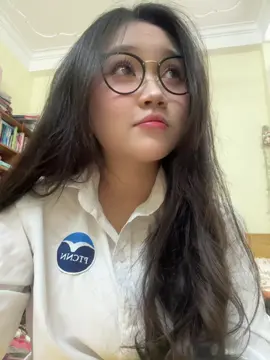 Qua @Minh Anh xem school tour ngayy