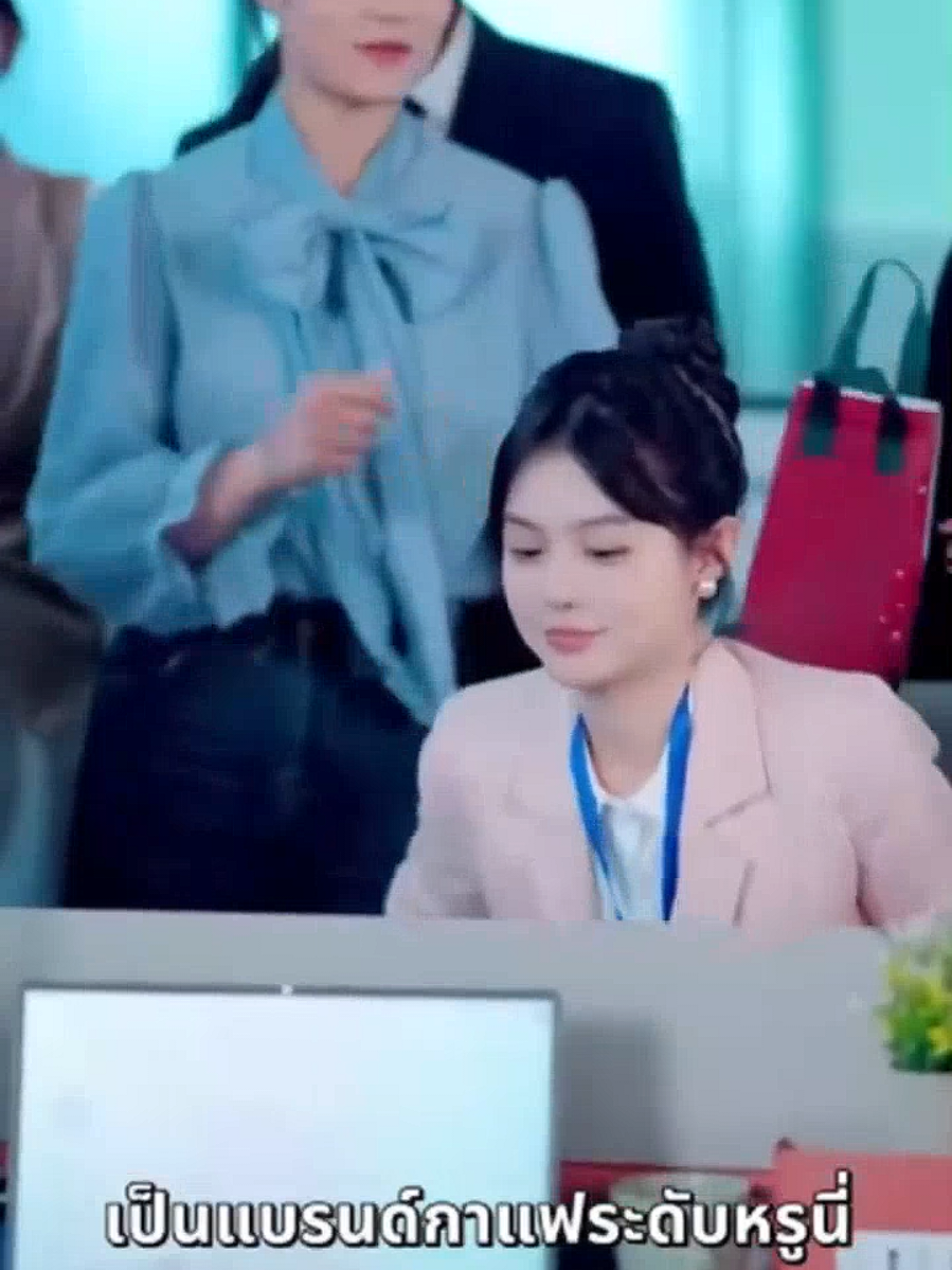 EP7 เจ้านายคลั่งรัก * สามารถหาดูได้ที่ Appหนังสั้น อย่าลืมติดตามซัพพอร์ตช่องด้วยนะคะ #หนังสั้นสะท้อนสังคม #หนังจีน #หนังสั้น #สรุปหนัง #หนังแนวตั้ง 