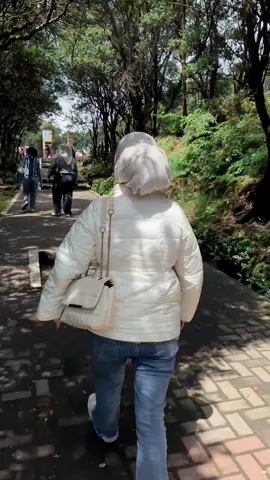 Masyaallah indah bgt✨ #kawahputih #sunanibu 