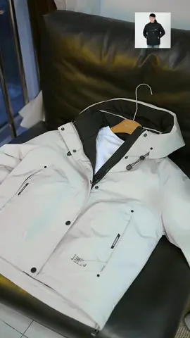 jaket anti air dan angin waterproof keren banget kak #jaket #jaketantiair #jaketwaterproof #bergolafashion 