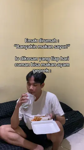Satu paket hemat, ayam geprek + esteh #pembangkang  #fyppppppppppppppppppppppp  #xyzbca 