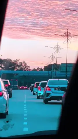 Amat besai nyawa,tanda gerai ko 🤣😂