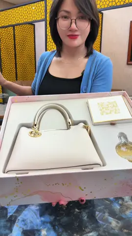 Set quà túi xách thời trang cao cấp hapas #tuixachnu #tuixach #hapas #xuhuong #trachanh89 