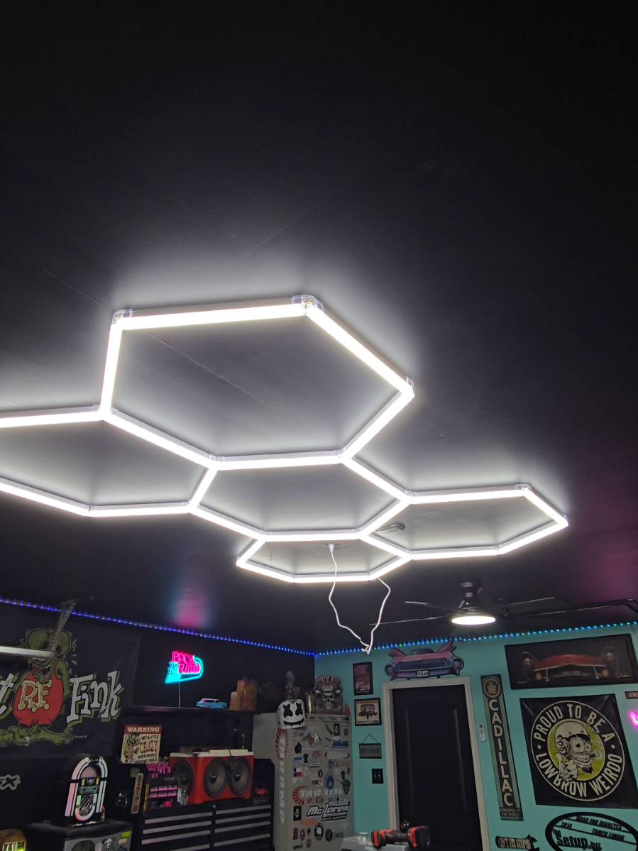 I can see now 👀 bright AF @HyperliteOfficial BLACK FRIDAY deals coming up!  #foryou #garage #DIY #Cartok #fypシ 