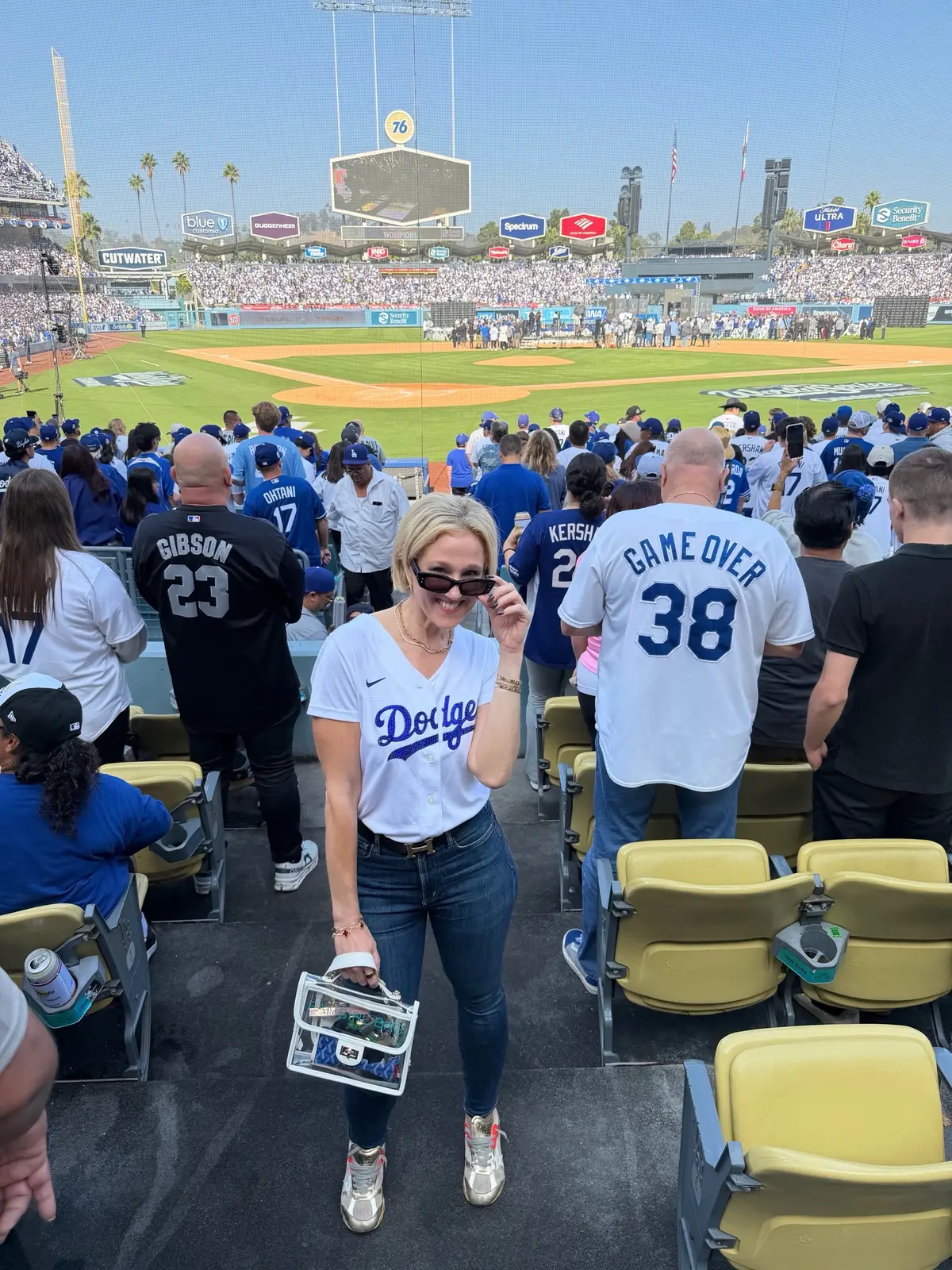 I don’t always bedazzle my jerseys, but when I do, it’s the jersey of an MVP. #worldserieschamps #dodgers #OOTD #fitcheck #dodgersparade