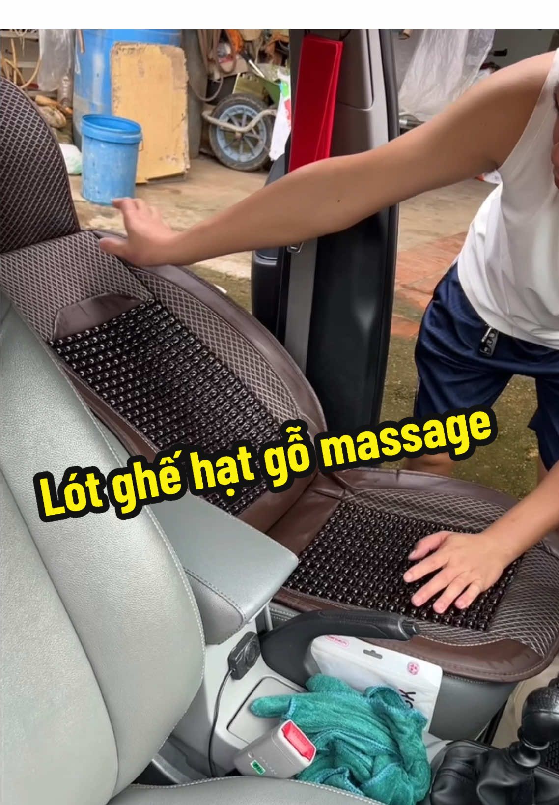 Lót ghế hạt gỗ masage #lotghehatgo #phukienoto #huancao 