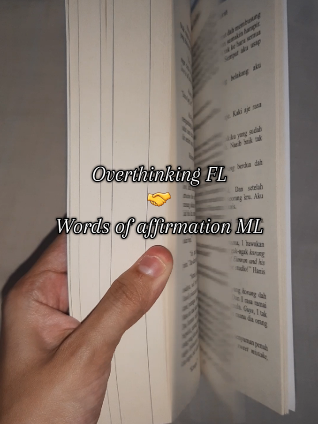 When he always assures you that he will stay 💯🙈😍  #BookTok #booktoker #booktokmalaysia #novel #novelrecommendations 