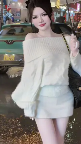 QCCC Áo len lông trễ vai A40