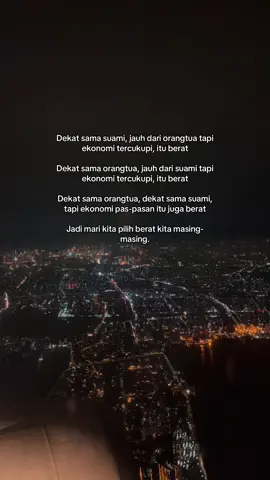 Jadi kalo ditanya, kok bisa sih jauh2an sama suaminya? Iya bisa. Lebih berat kalo ekonomi pas-pasan, dan jdi benalu buat keluarga. Mimpi kita masih banyak, langkah kita masih panjang, dan kita juga masih mau membahagiakan anak-anak & orangtua. Semoga bisa berjodoh kembali dengan pulau jawa sesegera mungkin, aamin.