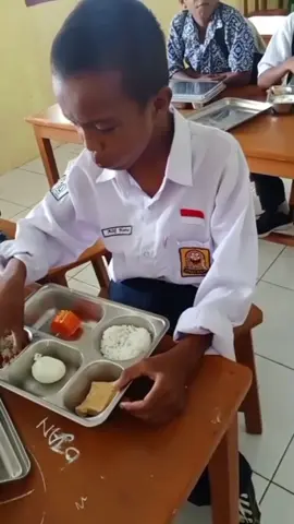 pokoknya asli ternate s pasti logat tra akan prnah hilang😇😇#fyppppppppppppppppppppp #pengikuttiktokterbanyak #zeinmoms✨ #singgel_mom💞 #semuaorangfyp 