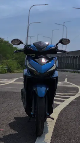 Siang panas sore hujan🗿 #vario #variostylekt #platktmeresahkan #varioledold #ledoldgank #4u #vario150#fyp #CapCut 