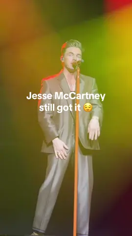 @Jesse McCartney Weightless Show in Austin 2025 really had me traveling back in time feeling nostalgic ☺️ #CapCut 