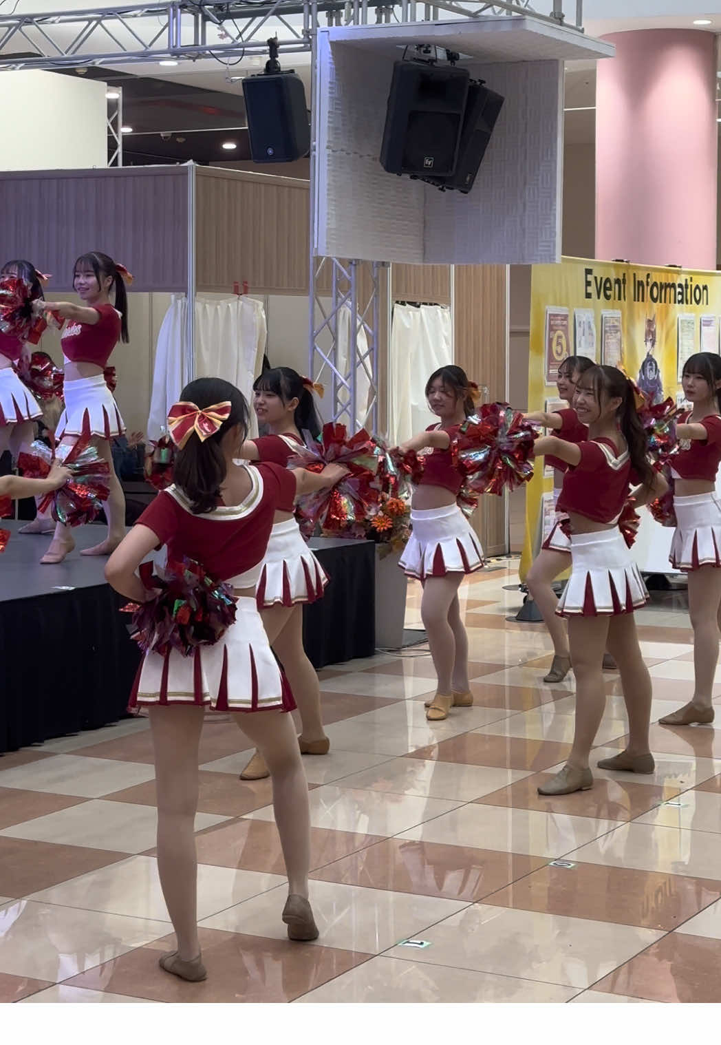 大阪ベリーズめっちゃ増えてきた〜！ にぎやかにいっぱい踊ってるで🙌 チアやってみたい子、体験きてな〜！ #社会人チアダンス #学生チア #大阪チアダンス 