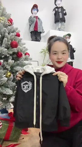 Áo khoác gió 2 lớp 🥰🥰🥰#xuhuongtiktok #aobalobetrai #fyp #quanaotreem #vairal 