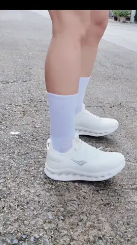 รองเท้าวิ่ง ใส่สบาย #รองเท้าวิ่ง #รองเท้าใส่สบาย #รองเท้า #กุ๊กสไตล์ 