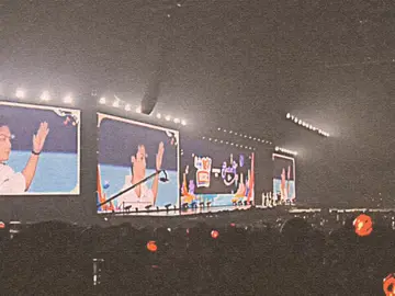 Nostalgia tahun 2025 konser Enhypen di PIK, sekarang udah 2080 aja.. btw yang baju putih  itu Kakek aku ☺️ nenek engene apa kabar ya sekarang ?? @enhypen  #engene #enhypen#nostalgic #pyfツ #old 