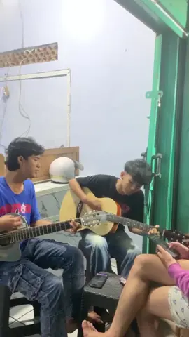 😢😢  #jadiakusebentarsaja #judika #coversong #fyppp #galaubrutal🥀 