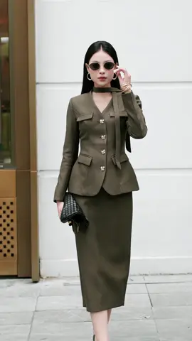 Outfit sang thu của nàng chọn khi đi làm sẽ như thế nào ạ..?#charllot #mặcđẹpmỗingày #đôxinhmoingay 