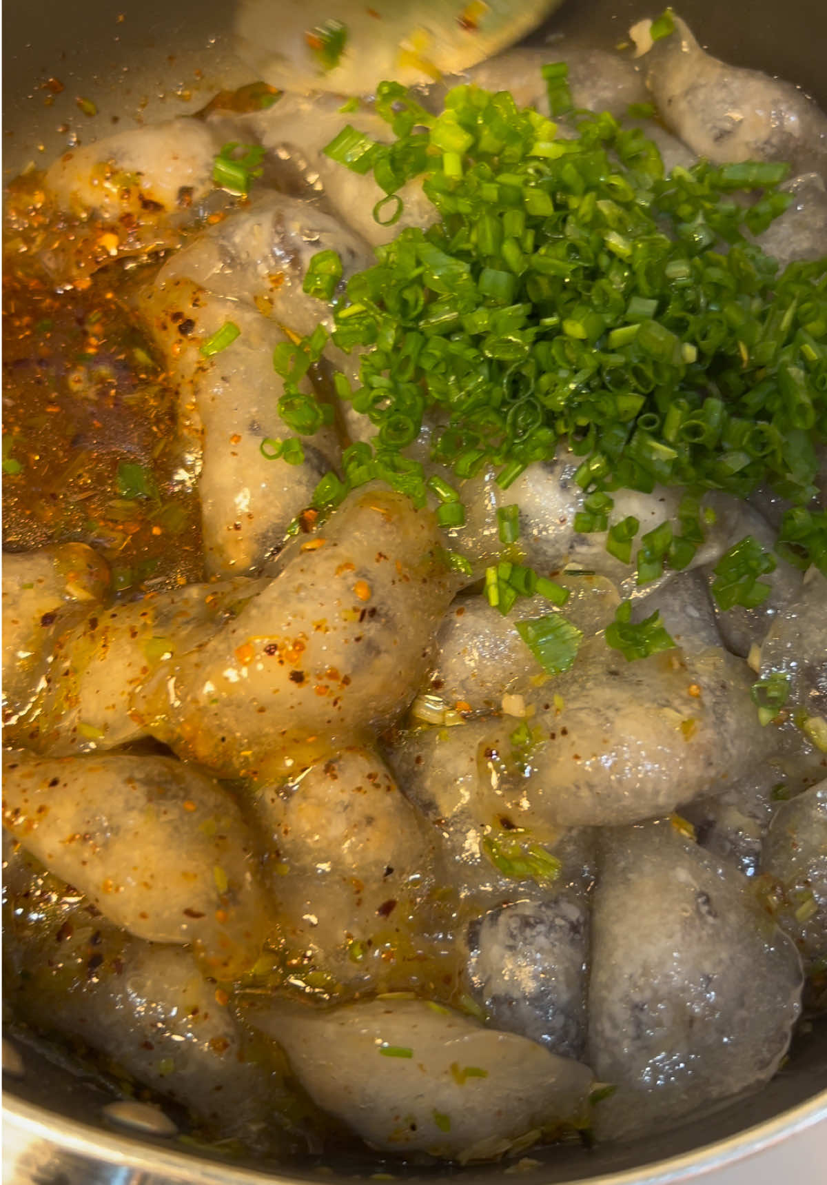 Bánh lọc trần xào phần 300gr khoảng 20 bánh đựng trong hộp bã mía 60 cành. Mua từ 3 hộp còn 50 cành. #banhbotloc #banhlocvankhanh #banhloctran #Foodie #xuhuong 