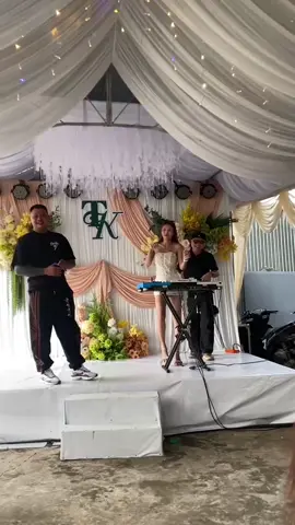 “Gừng càng già càng cay” Chú ruột nhảy quá đỉnh😍 #xuhuong #damcuoimientay 