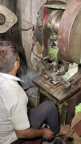 #PakistaniDrama  #ONLYKINGSHOAIB  #DramaZone  #OfficialChannel  #PakistaniTikTok  #ForYou  #ViralVideo  #TikTokPakistanOfficial  #Only_King_Shoaib00  #ExposePoint #Team7Bro  #FYP #RelatableContent  #DramaticStory  #EmotionalScene  #ViralPakistaniDrama  #GrowTogether  #exposepoint  #team7bro  #foryoupage #foryou  #account #grow  #video #Viral 