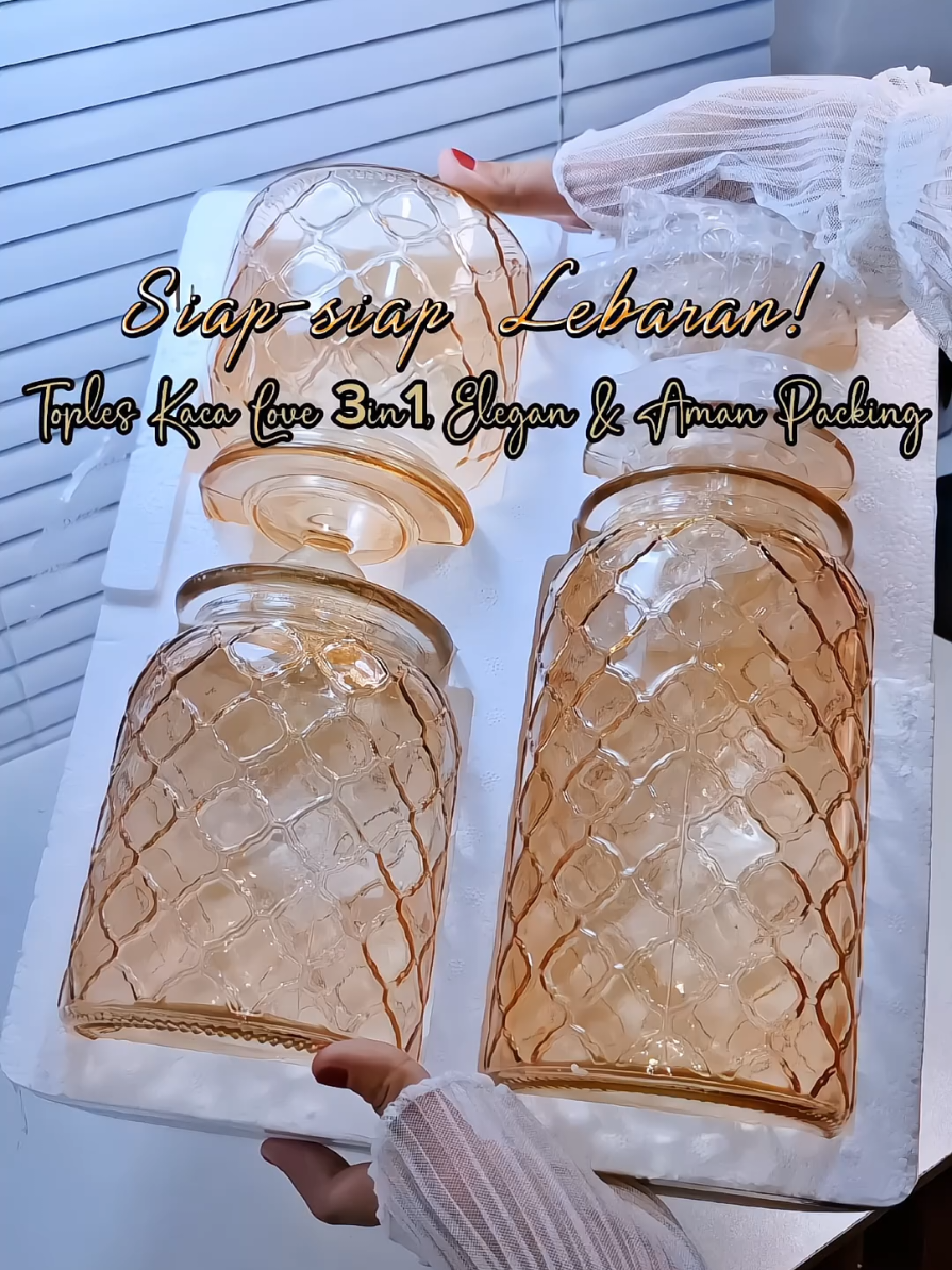 Siapa yang udah mulai siapin toples buat lebaran? yang ini elegan, packing aman, dan harganya lagi promo! Buruan sebelum naik 💕 #topleslebaran #topleskaca #topleslove #toplesmewah #toplesaesthetic 