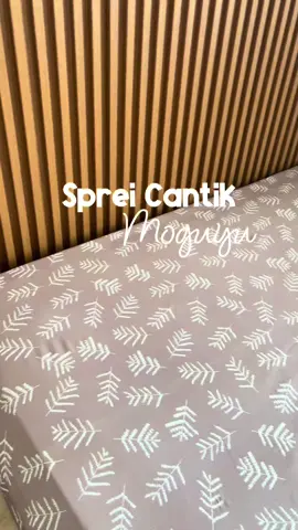 Sprei cantik moguyu aku pakai motif cemara ukuran 180x200x30cm. Bahan adem, ga mudah luntur, ga kresek2 beneran halus.. yuk samaan, aku taruh link untuk extra karet dan selimutnya jg ya d keranjangku. #spreicantik #spreimurah #spreiaesthetic #spreimotif #sprei 