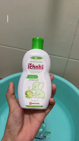 Nước tắm gội thảo dược Ích nhi lành tính, an toàn cho bé từ 0m+ #reviewmevabe #nuoctamthaoduoc #ichnhi #viral 